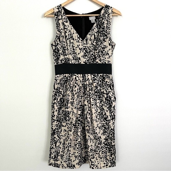 H&M Black and Cream Print Wrap Front Dress, Size 6 - Picture 1 of 7